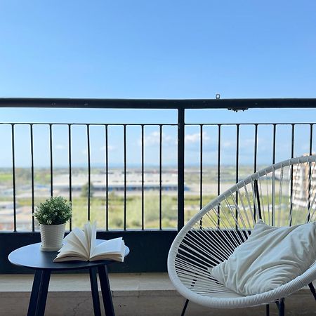 Sunset Escape Apartment - Panoramic Terrace Fiumicino Dış mekan fotoğraf