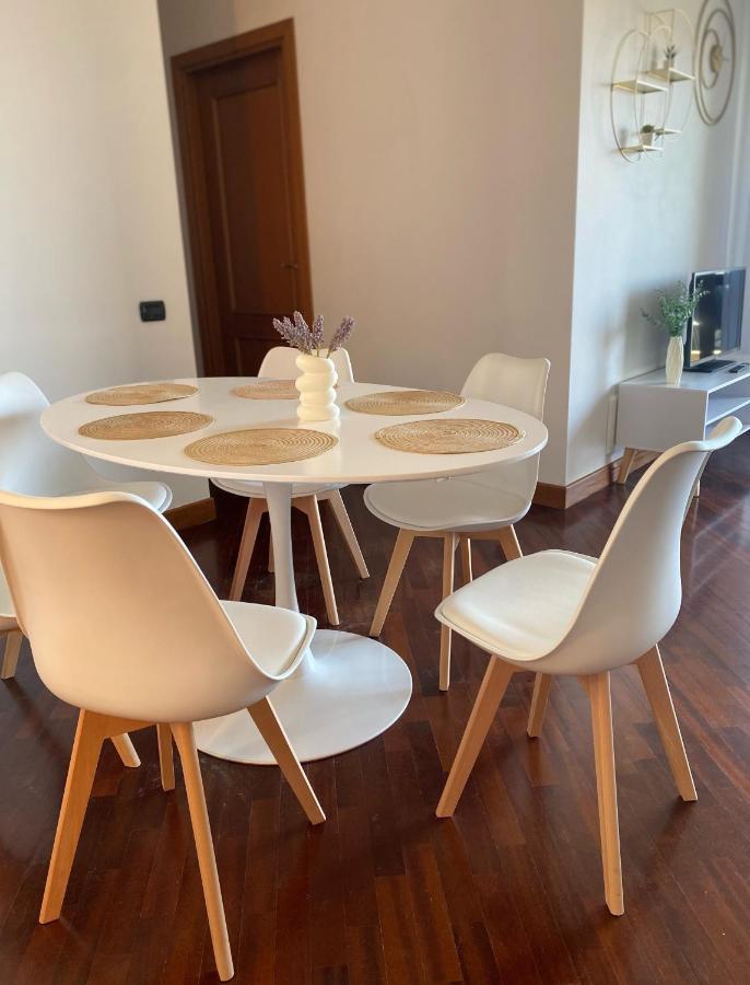 Sunset Escape Apartment - Panoramic Terrace Fiumicino Dış mekan fotoğraf