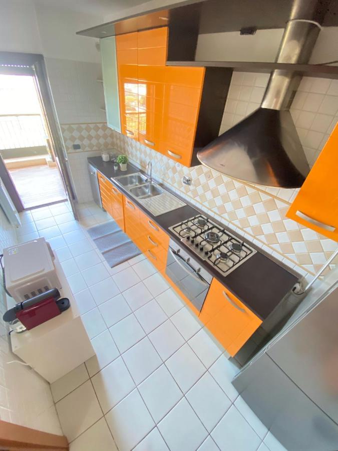 Sunset Escape Apartment - Panoramic Terrace Fiumicino Dış mekan fotoğraf